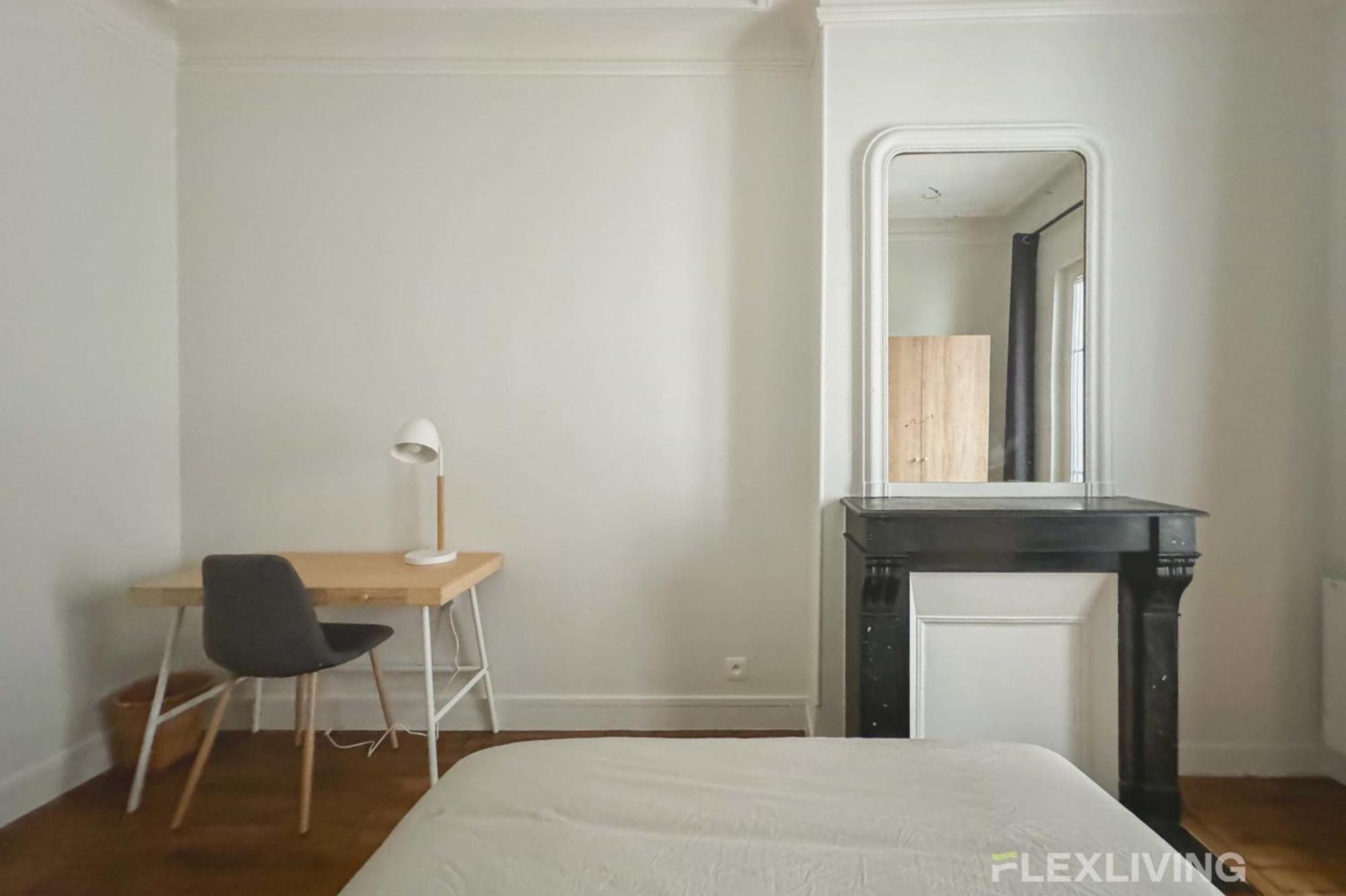 Spacious 4-bedroom In 14 - Alesia